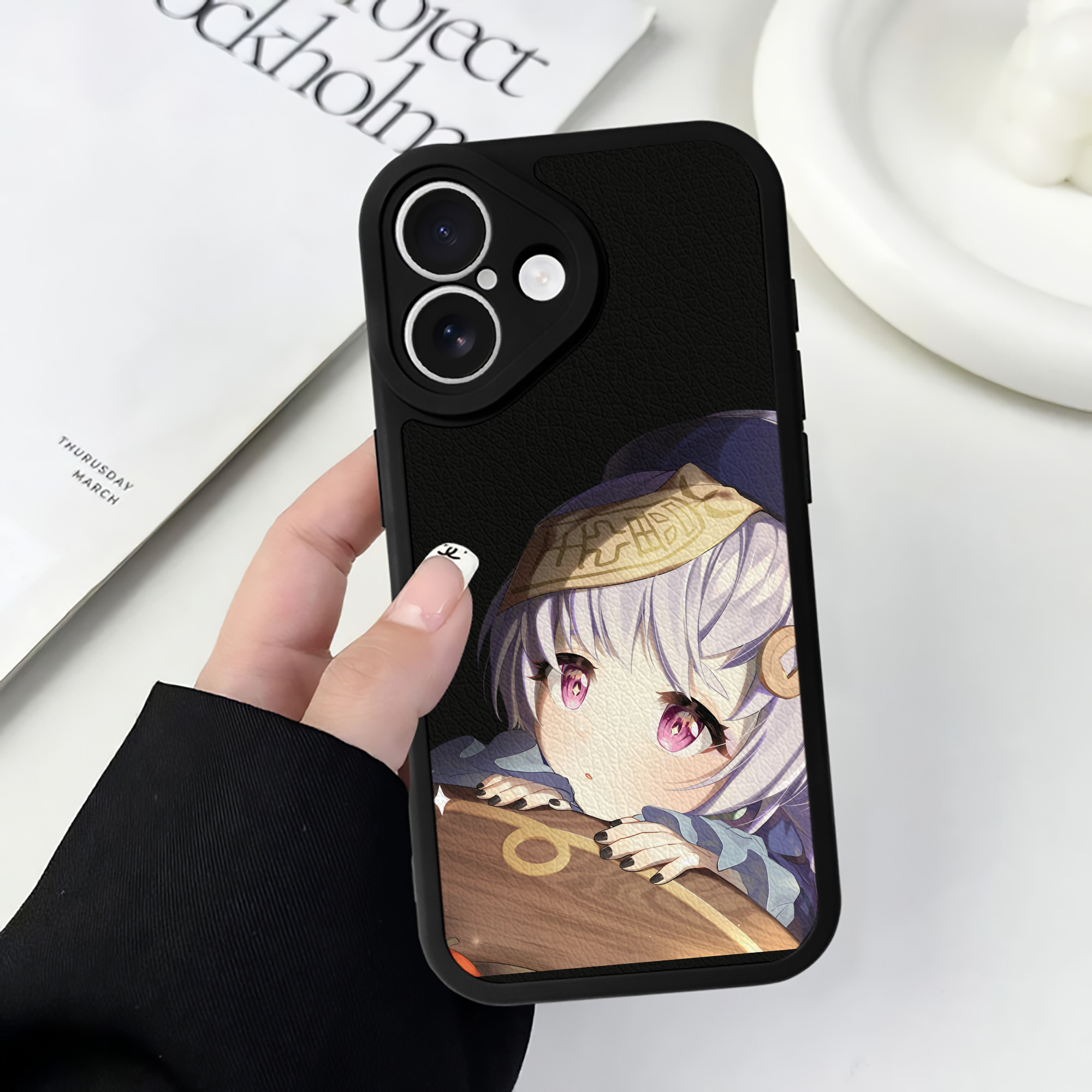 げんし神 七七 なな  genshin Nana 【iPhone 16シリーズ対応】シリコンスマホケース（レザー調） 材質：シリコン